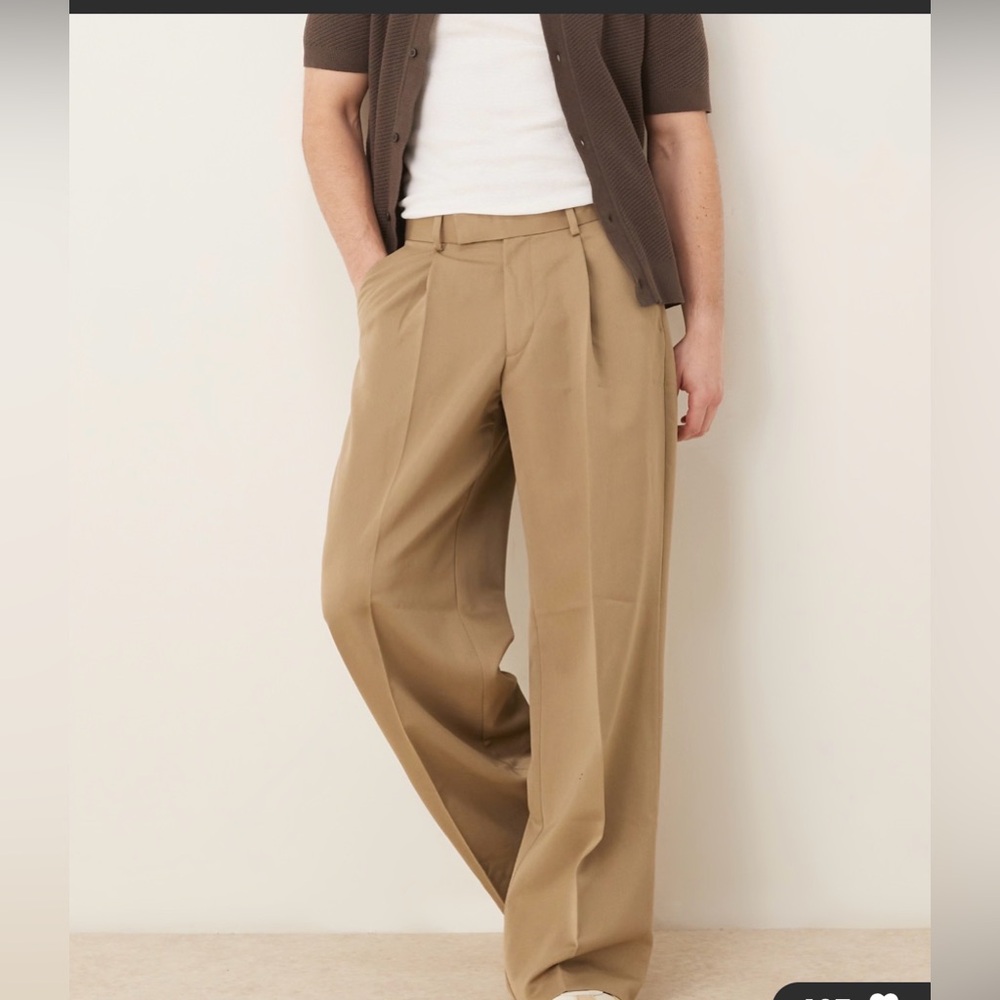 Men's  smart loose fit trousers with front pleat in camel